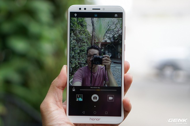 Sau 1 tháng quay trở lại thị trường Việt Nam, Honor tung thêm smartphone tầm trung 7C với camera kép xóa phông, giá 3,59 triệu đồng - Ảnh 19.