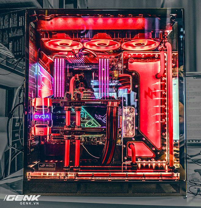 Góc Modding PC: Chiêm ngưỡng 2 chiếc PC Gaming với phong cách đối lập nhau cùng sử dụng case Lian Li trị giá lên đến 10 triêu đồng - Ảnh 1.