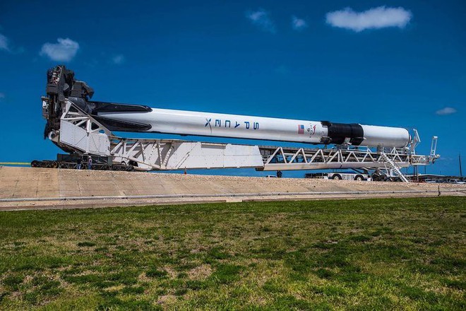 Kế hoạch phóng phiên bản cuối cùng của tên lửa Falcon 9 bị máy tính hủy bỏ ở phút cuối, SpaceX vẫn chưa tìm ra nguyên nhân - Ảnh 3.