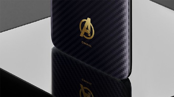 Đây là OnePlus 6 Marvel Avengers Limited Edition, thiết kế ấn tượng, có riêng ốp lưng Iron Man - Ảnh 2.