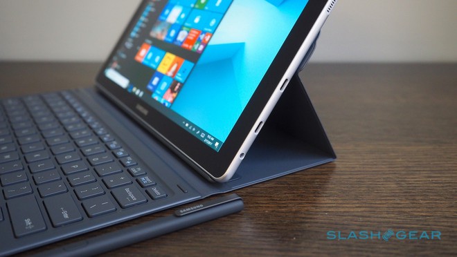 Phiên bản Microsoft Surface giá rẻ của Microsoft cần gì để thành công? - Ảnh 3.