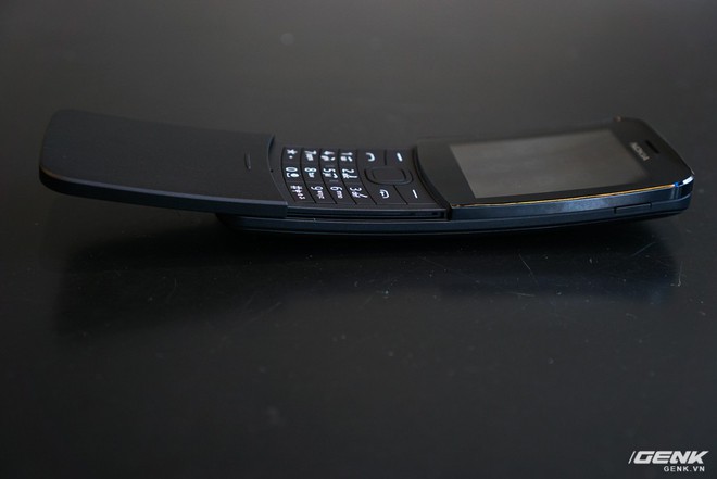 Mở hộp Nokia 8110 quả chuối biểu tượng một thời: diện mạo mới, hỗ trợ 4G, cài sẵn Rắn Săn Mồi, giá dưới 2 triệu đồng - Ảnh 5.