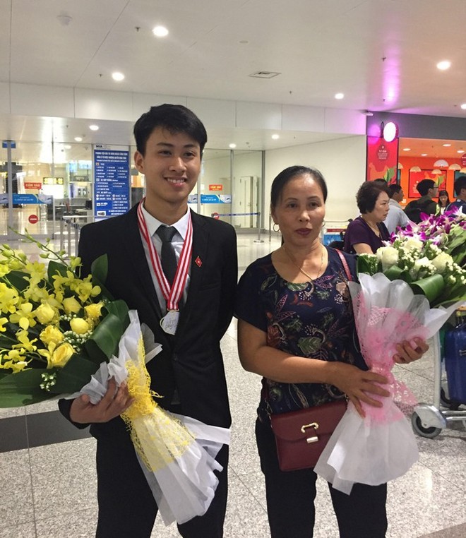 Đỗ ĐH số 1 thế giới, giành 2 HCV Olympic Quốc tế, 9x Quảng Bình lại vừa nhận Huân chương Lao động hạng Ba của Chủ tịch nước - Ảnh 6.