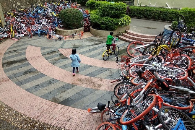 Hãi hùng ngắm nhìn mồ chôn tập thể của hàng triệu chiếc xe đạp tại Trung Quốc - Ảnh 17.