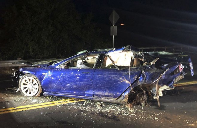 Thêm một vụ tai nạn xe Tesla khiến tài xế thiệt mạng, cảnh sát vẫn đang điều tra tìm nguyên nhân - Ảnh 1.