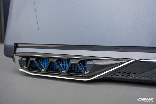 Ảnh thực tế laptop chiến game Helios 500 vừa ra mắt của Acer: trang bị hàng khủng Core i9, card GTX 1070 ép xung, màn hình 144Hz - Ảnh 5.