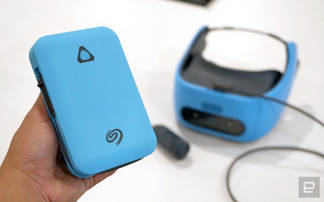 Seagate VR Power Drive: Ổ cứng kiêm sạc dự phòng di động dành riêng cho kính VR độc lập - Ảnh 2.