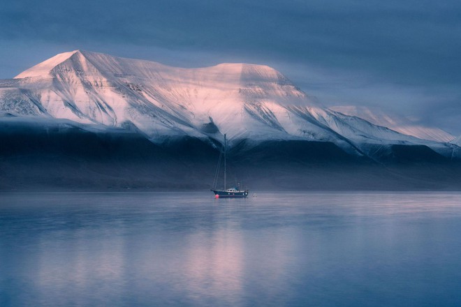 Ở Vùng Bắc Cực: nguyên ngày lúc nào cũng là giờ vàng để chụp ảnh - Ảnh 10.