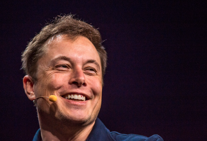 Lạc quan về tương lai của Tesla, Elon Musk mua luôn 25 triệu USD cổ phiếu của công ty - Ảnh 1.