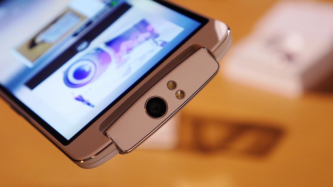 Camera thò thụt như Oppo Find X và Vivo NEX trông thì hay đấy, nhưng đó không phải là tương lai của smartphone - Ảnh 6.