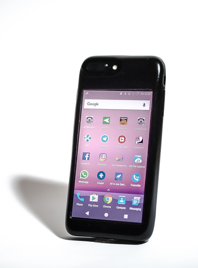 Ốp lưng iPhone chạy Android dành cho fan của cả 2 hệ điều hành - Ảnh 2.