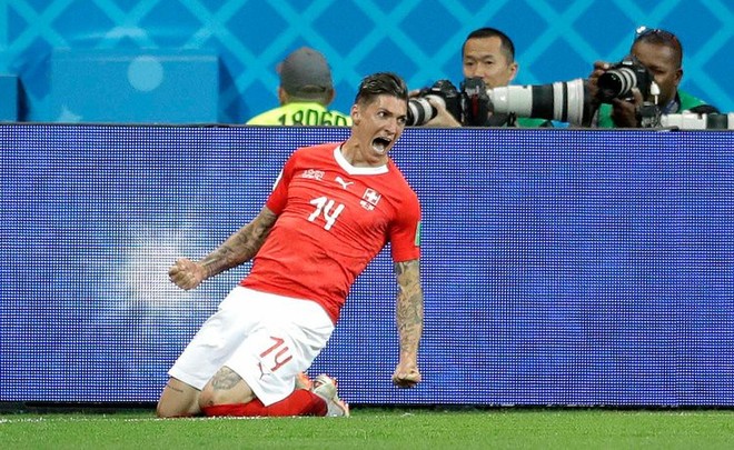 Những khoảnh khắc ấn tượng, đầy cảm xúc sau lượt trận đầu tiên tại World Cup 2018 - Ảnh 33.