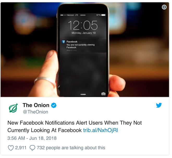 Bực bội vì Facebook thay đổi thuật toán, trang báo châm biếm hài hước The Onion lập tức cho Mark Zuckerberg.... ăn hành - Ảnh 4.