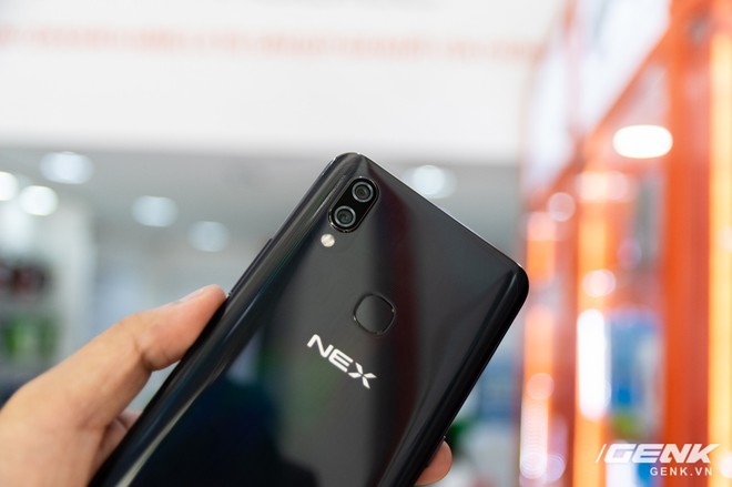 Vivo NEX, smartphone không tai thỏ, màn hình chiếm trọn mặt trước đầu tiên trên thế giới đã về Việt Nam - Ảnh 7.