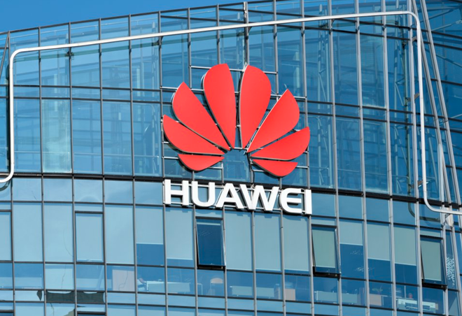 Chủ tịch Huawei nặng lời chỉ trích những nhà lập pháp của Mỹ là đầu óc thiển cận và thiếu hiểu biết - Ảnh 1.