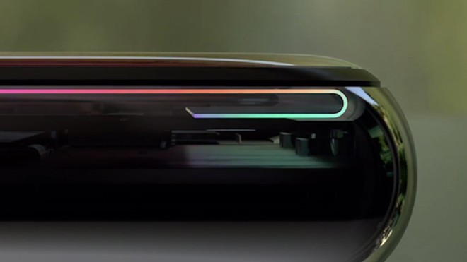 Cái cằm trên Mi 8 và OnePlus 6 cho thấy các hãng Android vẫn đang hùng dũng bước vào bẫy của Apple - Ảnh 4.