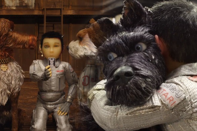 Isle of Dogs: Xã hội bầy chó qua lăng kính khác lạ của phù thủy bậc thầy Wes Anderson - Ảnh 6.