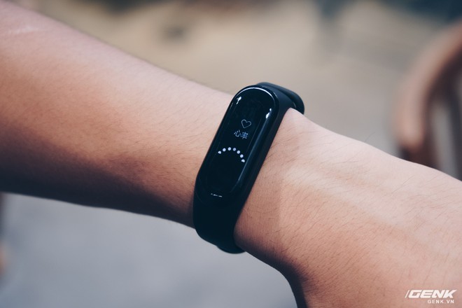 Trải nghiệm Xiaomi Mi Band 3 mới về VN: Đã có màn hình cảm ứng, tuy nhiên không hỗ trợ tiếng Việt và giá độn cao là rào cản lớn - Ảnh 11.