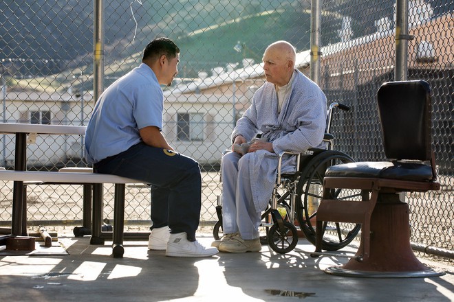 Chuyện cảm động sau song sắt trại giam Mỹ: Những tù nhân chuyên chăm sóc vỗ về người hấp hối - Ảnh 7.