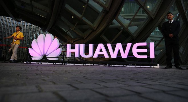 Huawei: Chúng tôi vẫn tiếp tục mua linh kiện từ công ty Mỹ bất chấp chính phủ Mỹ gây khó khăn - Ảnh 2.