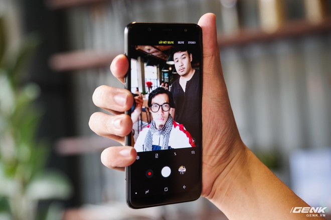 Trên tay nhanh Samsung Galaxy J8: màn hình tràn viền, camera chuyên trị chụp tối, giá 7,29 triệu đồng - Ảnh 10.