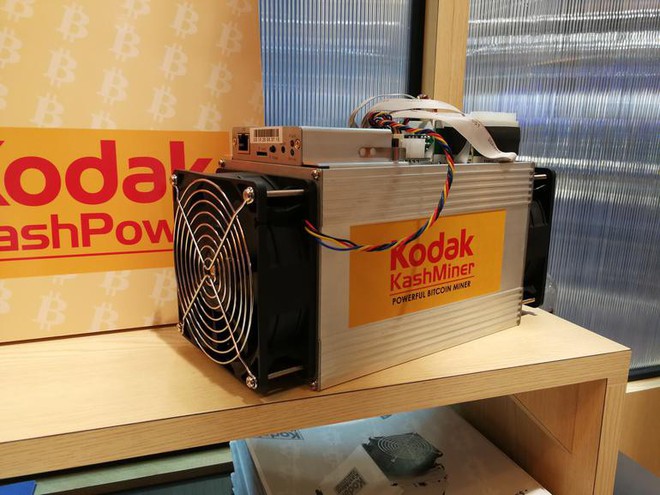  Máy đào Bitcoin Kodak KashMiner được trưng bày tại CES 2018. 