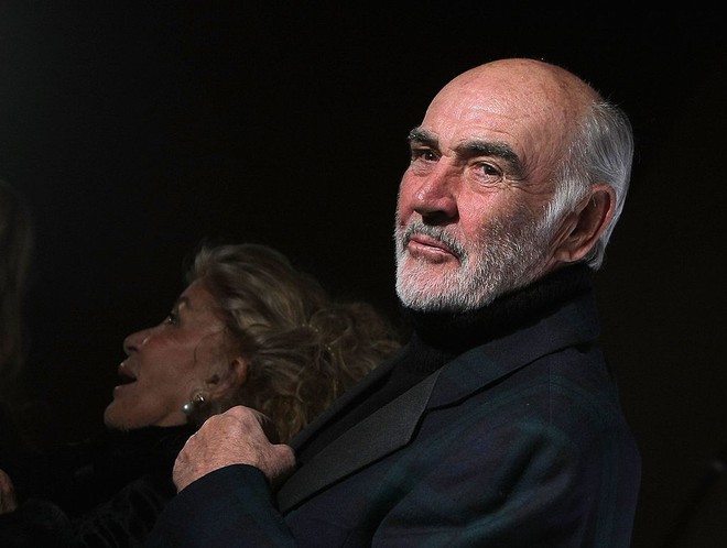 Do không hiểu kịch bản, diễn viên gạo cội Sean Connery đã từ chối đóng vai Gandalf để rồi mất trắng 450 triệu USD - Ảnh 2.