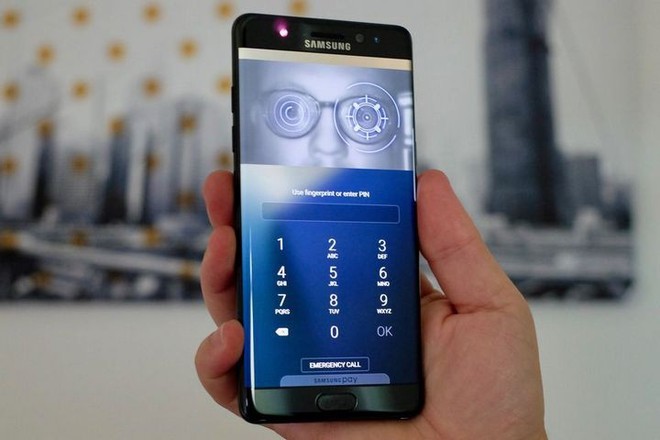 Samsung quyết đối chọi với iPhone giá rẻ bằng cách đưa máy quét mống mắt lên dòng smartphone giá rẻ - Ảnh 2.