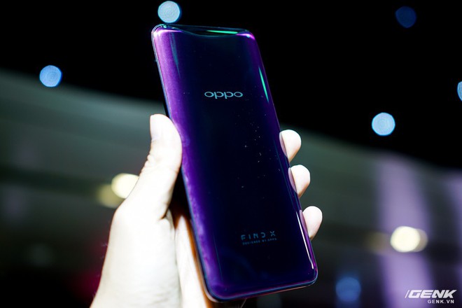 Ảnh thực tế Oppo Find X tại Việt Nam: Snapdragon 845, màn hình tràn siêu cực, camera thò thụt tinh tế, giá gần 21 triệu đồng - Ảnh 14.