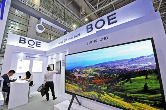 Trung Quốc muốn tăng cường sản xuất tiên tiến bằng cách cung cấp màn hình OLED cho Apple - Ảnh 1.