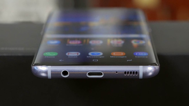 Từ Sony, Pixel đến Bphone: Vì sao smartphone Android nên chuyển hết sang sử dụng tai nghe Bluetooth - Ảnh 4.