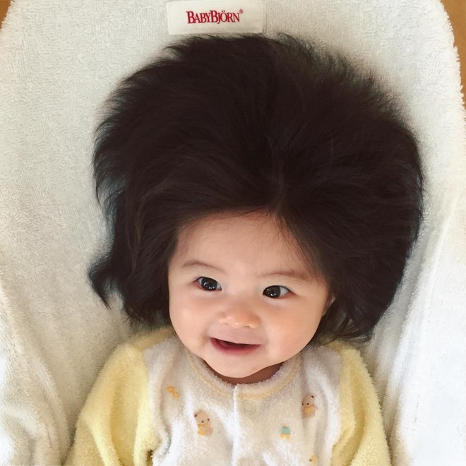 Nhóc tì 7 tháng tuổi đến từ Nhật Bản khiến cả internet phải trầm trồ vì có mái tóc giống hệt sư tử - Ảnh 3.