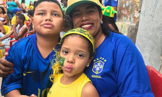 Câu chuyện World Cup: Đằng sau những tuyển thủ Brazil là những bà mẹ đơn thân cả đời tần tảo nuôi con nên người - Ảnh 2.