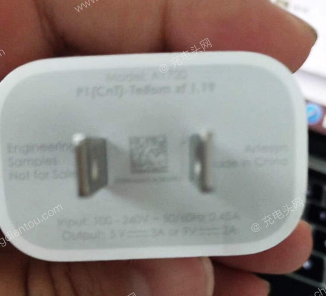 Lộ ảnh củ sạc nhanh USB-C 18W mà Apple dự tính trang bị cho iPhone 2018 - Ảnh 2.