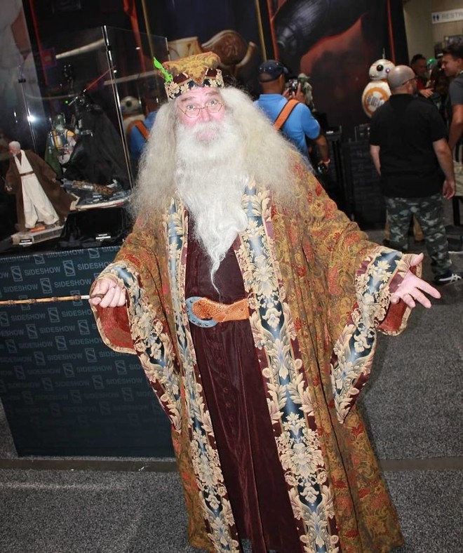 Chiêm ngưỡng những bộ cosplay tuyệt vời nhất San Diego Comic Con 2018 - Ảnh 10.