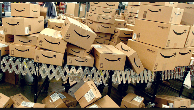 Phải nhìn vào đối thủ thì chúng ta mới thấy được sự tăng trưởng doanh thu của Amazon khủng khiếp đến mức nào - Ảnh 6.