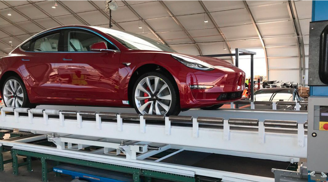 Để kịp tiến độ sản xuất xe Model 3, Tesla đã bỏ qua một khâu kiểm tra phanh quan trọng của xe - Ảnh 1.
