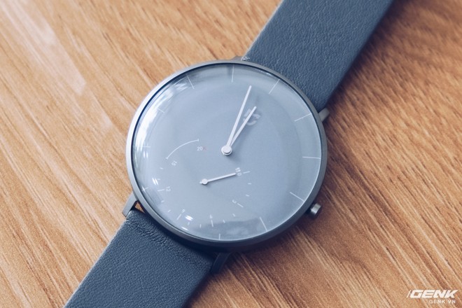 Trên cổ tay đồng hồ Xiaomi Mijia Quartz Watch mới về VN: Đồng hồ truyền thống kết hợp theo dõi sức khỏe, pin 6 tháng, giá 1.5 triệu đồng - Ảnh 4.