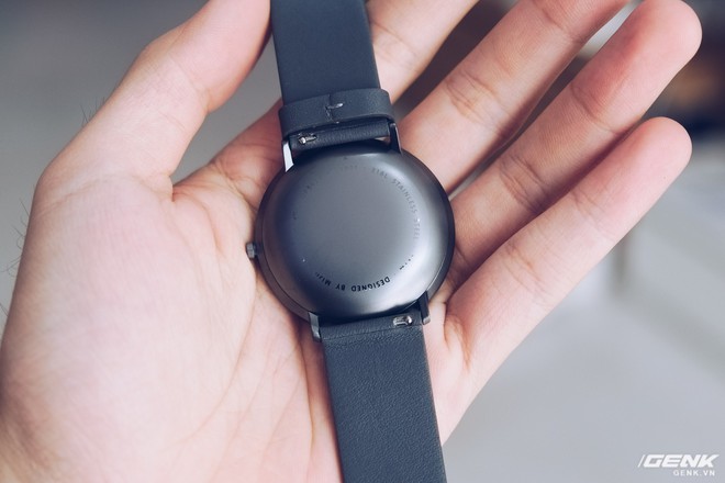 Trên cổ tay đồng hồ Xiaomi Mijia Quartz Watch mới về VN: Đồng hồ truyền thống kết hợp theo dõi sức khỏe, pin 6 tháng, giá 1.5 triệu đồng - Ảnh 8.