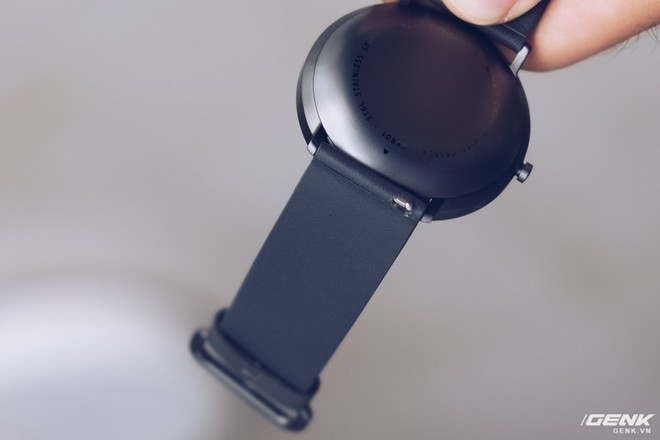 Trên cổ tay đồng hồ Xiaomi Mijia Quartz Watch mới về VN: Đồng hồ truyền thống kết hợp theo dõi sức khỏe, pin 6 tháng, giá 1.5 triệu đồng - Ảnh 12.