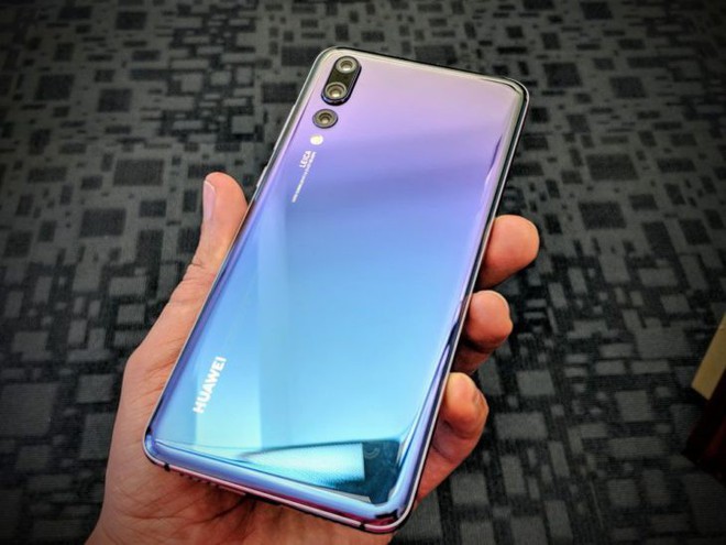 Huawei Mate 20 Pro sẽ được trang bị chip Kirin 980 và cảm biến vân tay dưới màn hình - Ảnh 1.