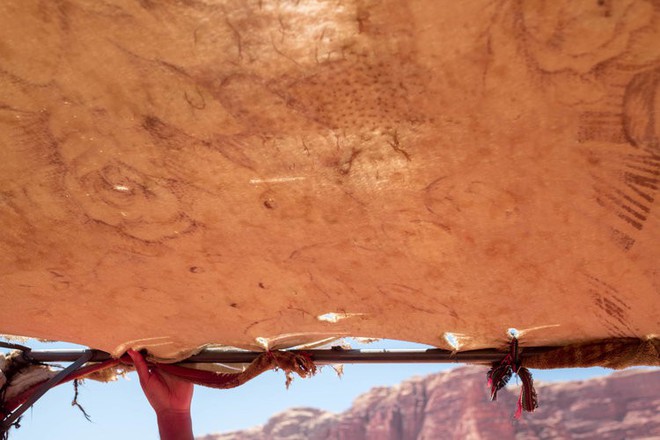 Chiêm ngưỡng vẻ choáng ngợp của sa mạc từng xuất hiện trong các cảnh phim Star Wars và The Martian - Ảnh 18.