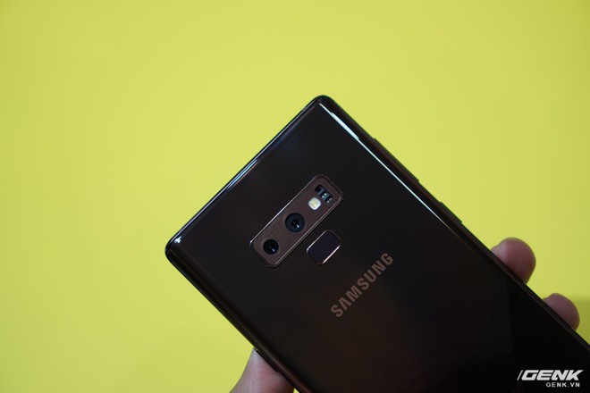 Ảnh thực tế Galaxy Note9 vừa mới ra mắt: Có những gì đỉnh hơn người tiền nhiệm Note8? - Ảnh 5.