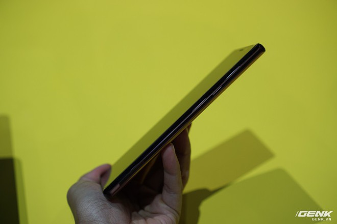 Ảnh thực tế Galaxy Note9 vừa mới ra mắt: Có những gì đỉnh hơn người tiền nhiệm Note8? - Ảnh 9.