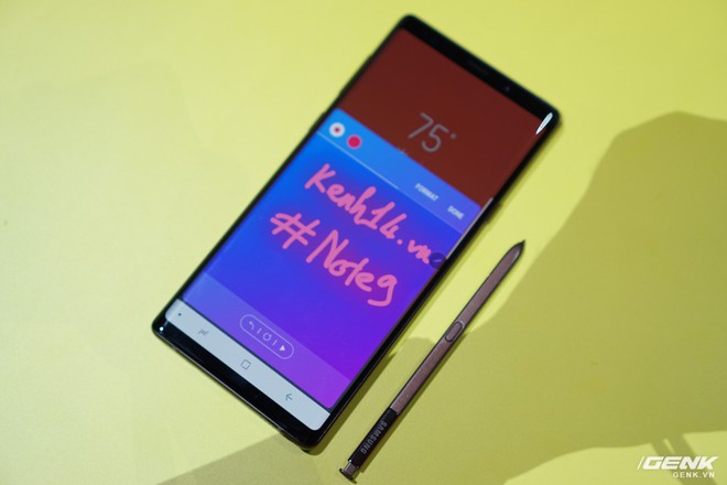 Ảnh thực tế Galaxy Note9 vừa mới ra mắt: Có những gì đỉnh hơn người tiền nhiệm Note8? - Ảnh 21.