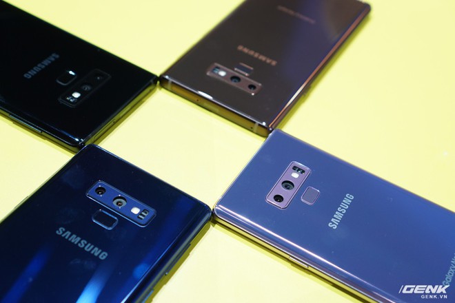 Ảnh thực tế Galaxy Note9 vừa mới ra mắt: Có những gì đỉnh hơn người tiền nhiệm Note8? - Ảnh 18.