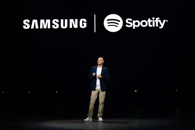 Samsung công bố hợp tác với Spotify nhằm tích hợp sâu dịch vụ này vào sản phẩm - Ảnh 1.