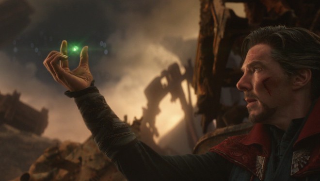 Giả thuyết gây sốc toàn tập về Avengers - Infinity War: Dr. Strange đã sử dụng viên đá Thời Gian mà không ai ngờ tới - Ảnh 2.