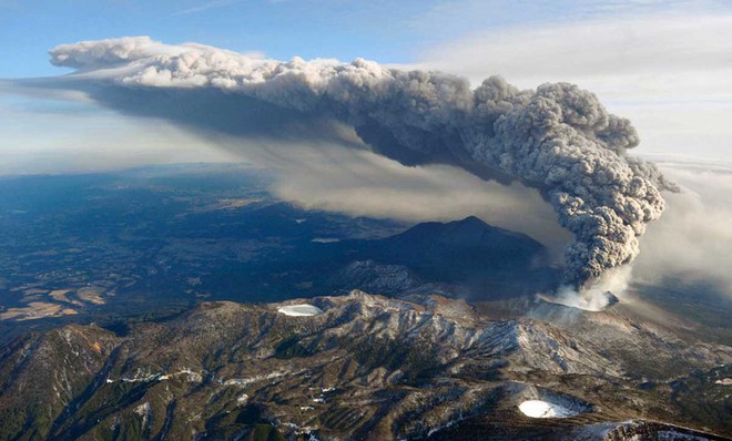 Giả thuyết rợn tóc gáy của vụ phun trào núi lửa Toba suýt chút nữa khiến nhân loại bị diệt vong - Ảnh 4.