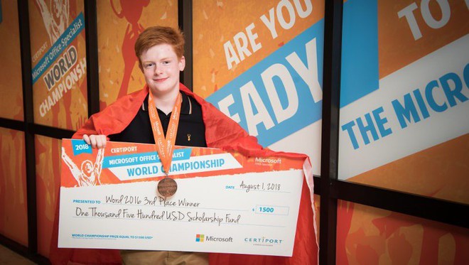 Thiếu niên 15 tuổi giành giải thưởng 1.500 USD cho cuộc thi kỹ năng Office của Microsoft - Ảnh 1.